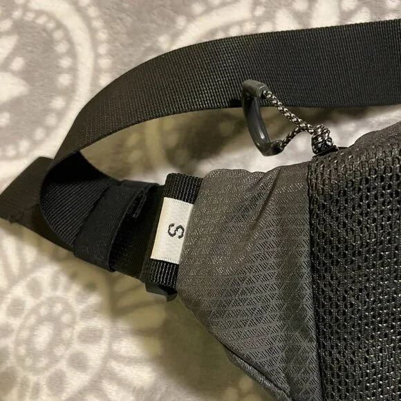 The North Face Lumbnical Small Lumbar Fanny Pack Black/Asphalt Gray, NWOT - Picture 6 of 8